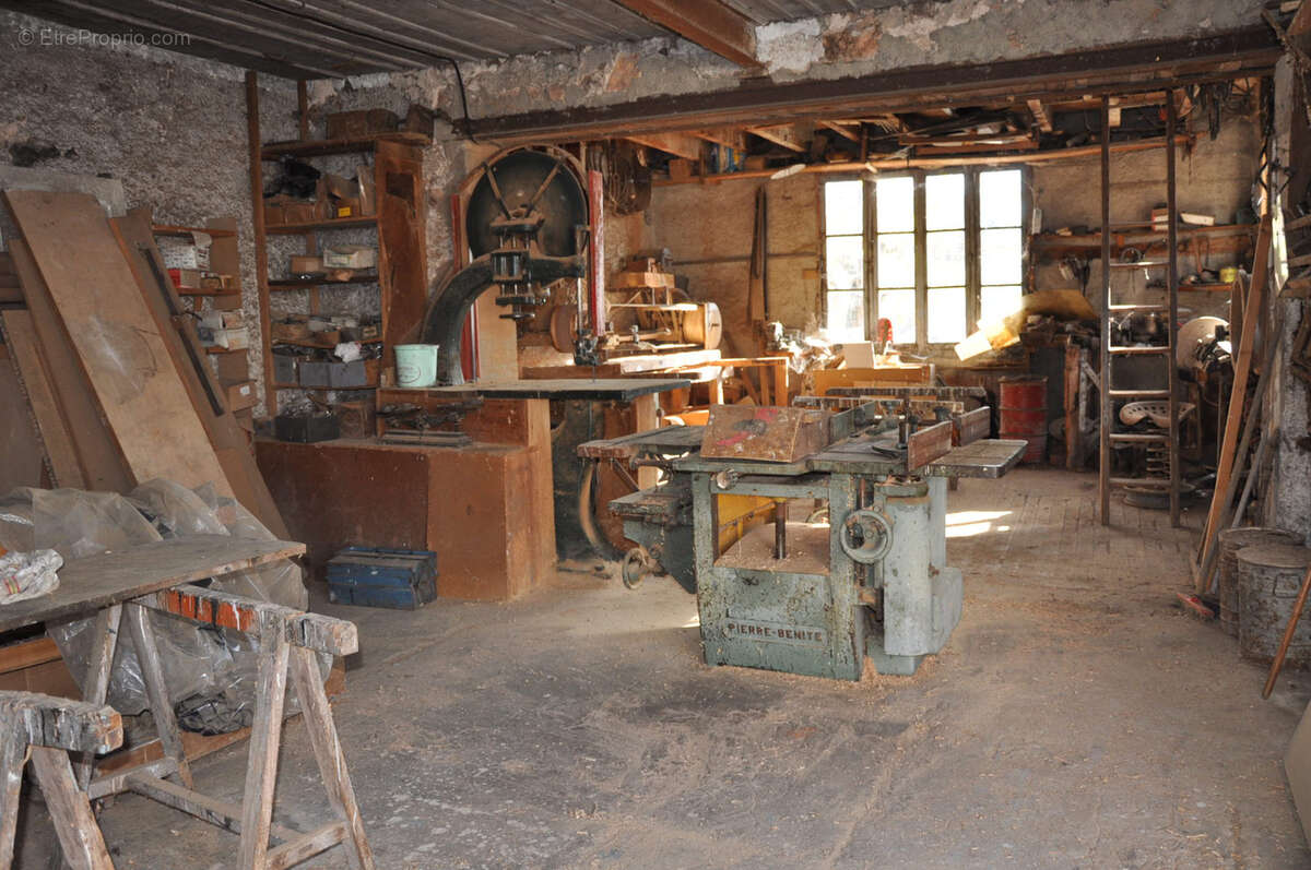 Maison à ANDELAROCHE