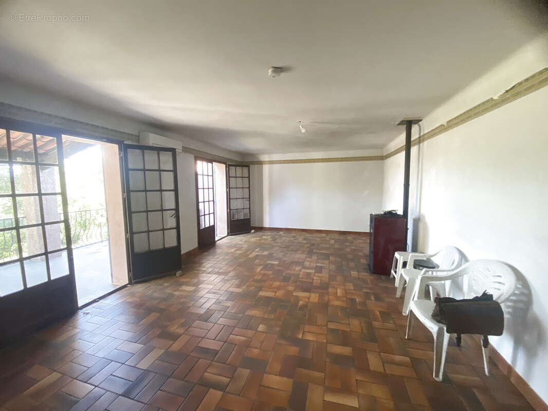 Maison à TRANS-EN-PROVENCE