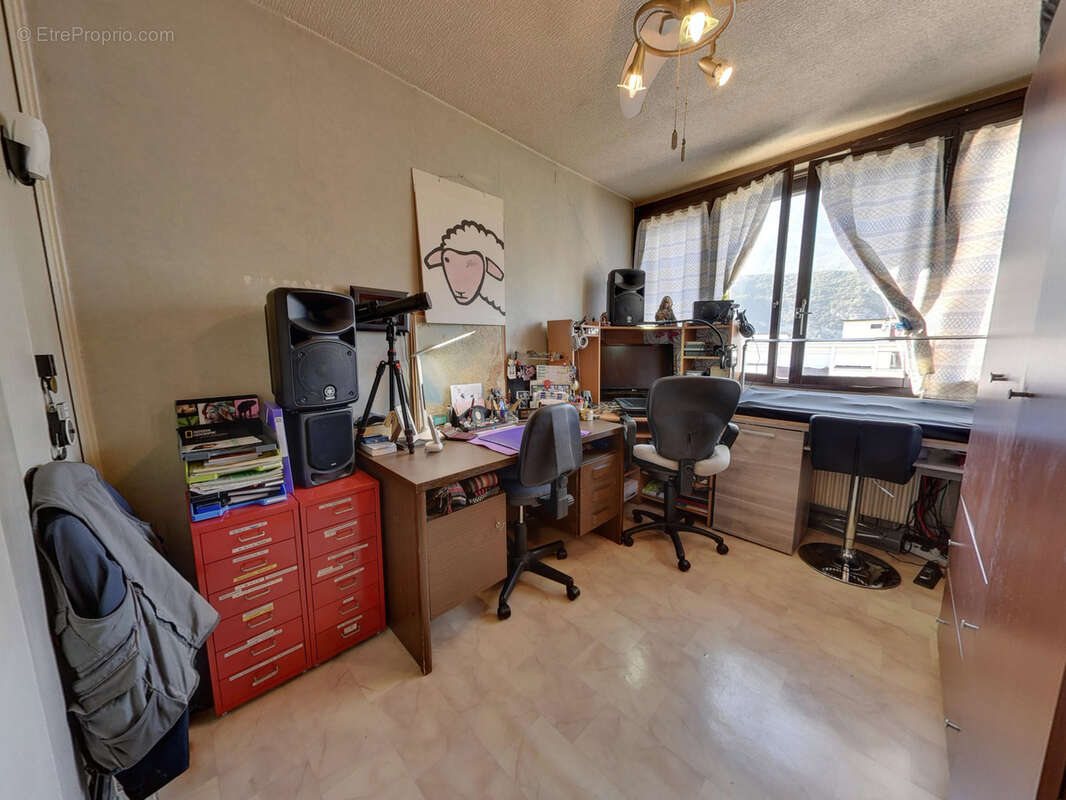 Appartement à ECHIROLLES