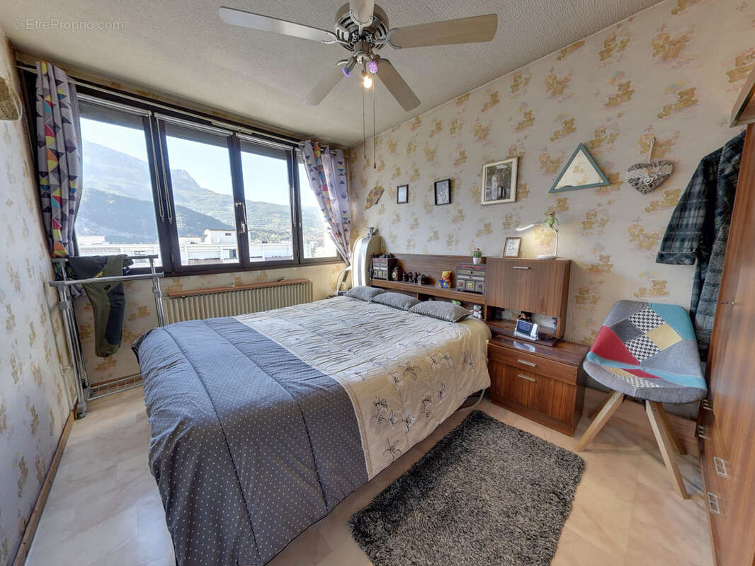 Appartement à ECHIROLLES