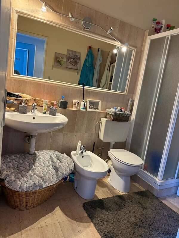 Appartement à VILLENEUVE-LOUBET