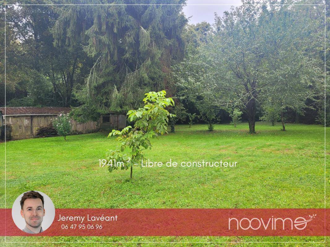 Terrain à TREILLIERES