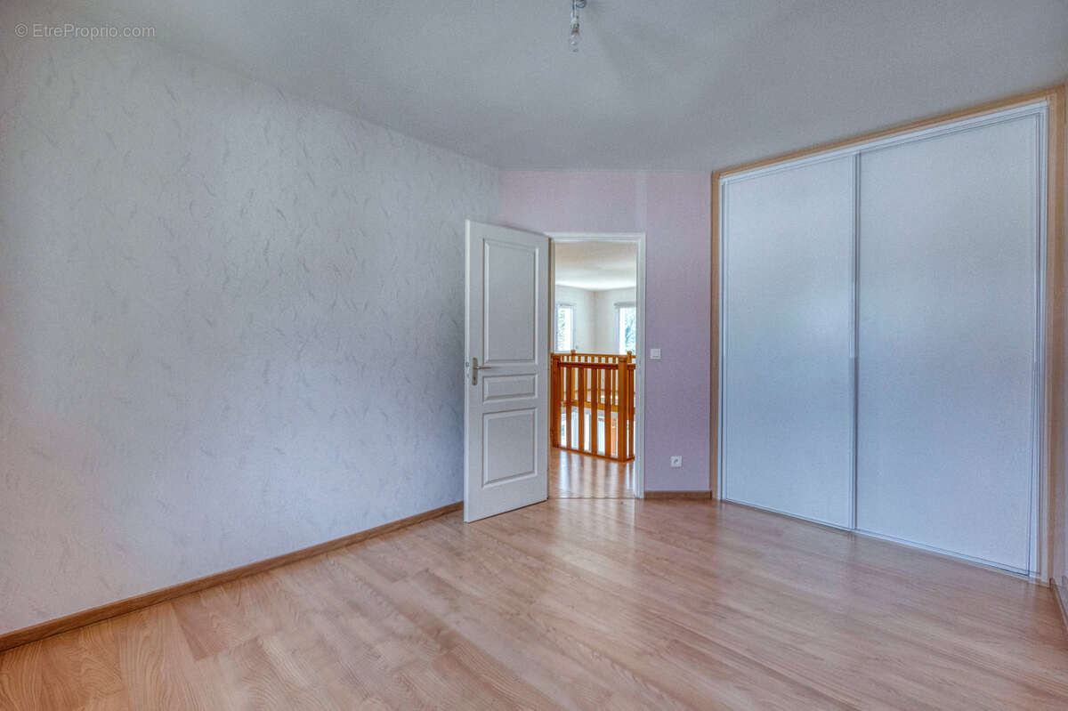 Maison à SAINT-PAUL-DE-VARCES