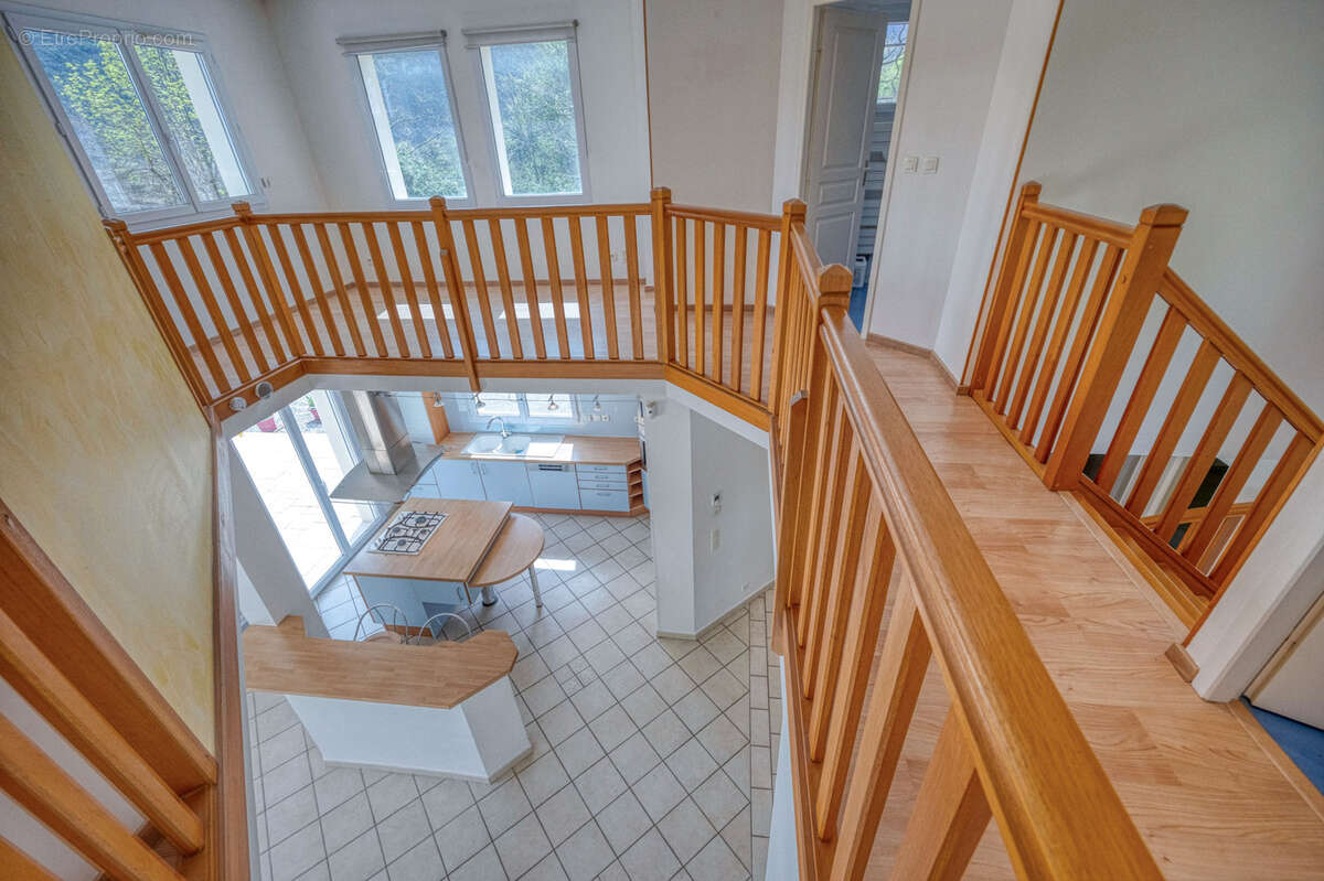 Maison à SAINT-PAUL-DE-VARCES