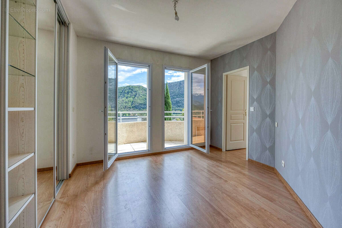 Maison à SAINT-PAUL-DE-VARCES