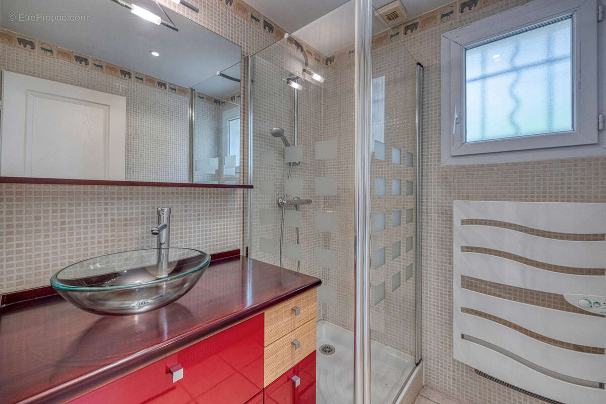 Maison à SAINT-PAUL-DE-VARCES