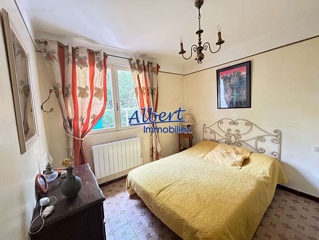 Appartement à SANARY-SUR-MER