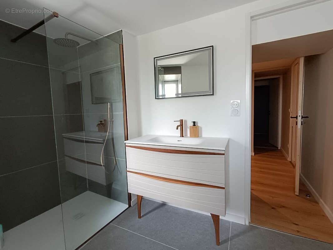 Appartement à BAREGES