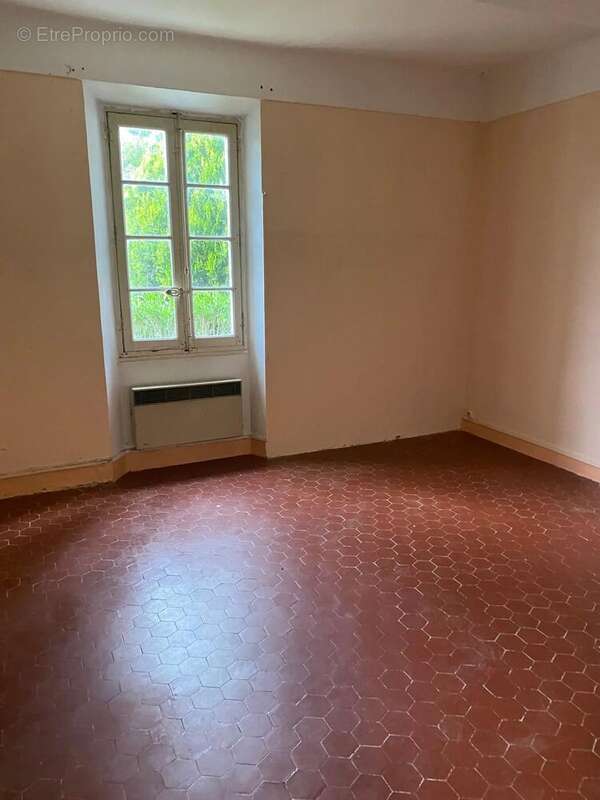 Appartement à MONTAUROUX