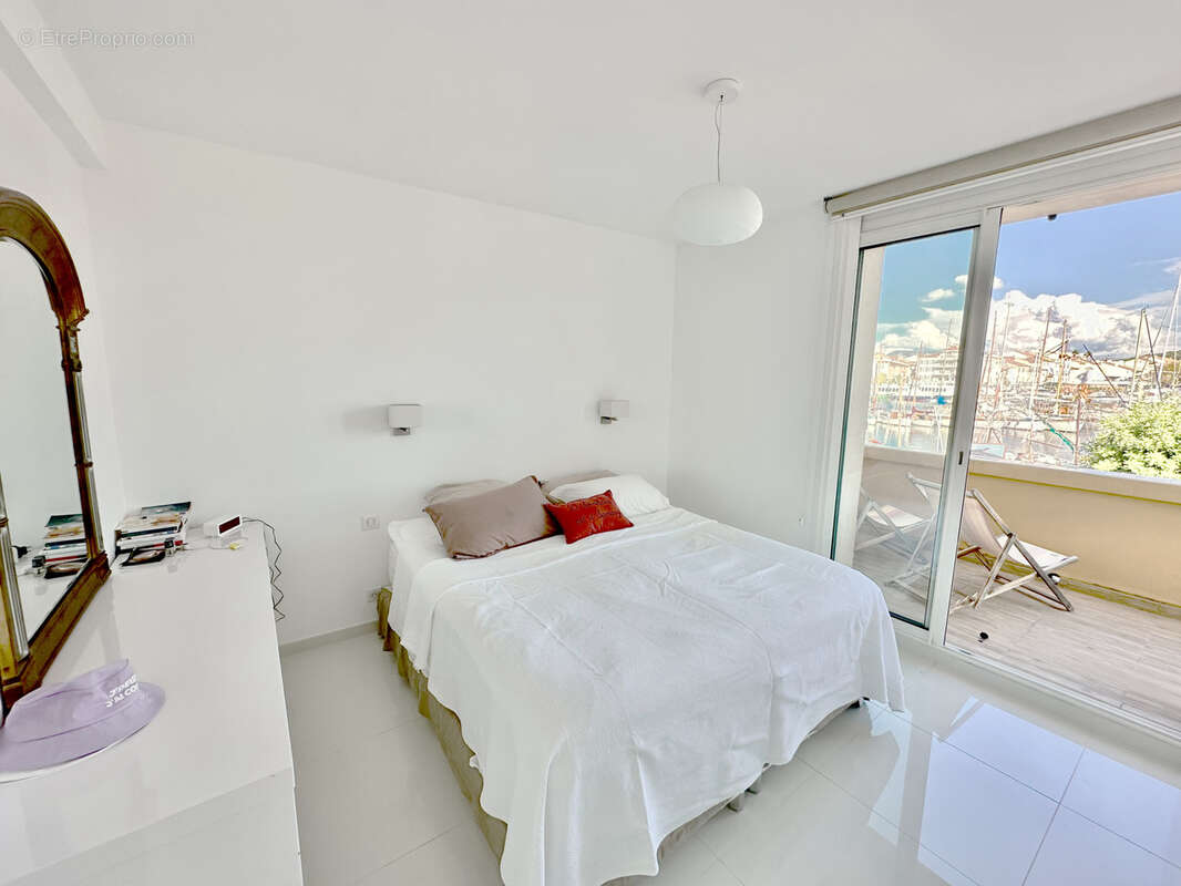 Appartement à SANARY-SUR-MER