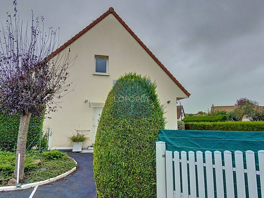 Maison à OUISTREHAM