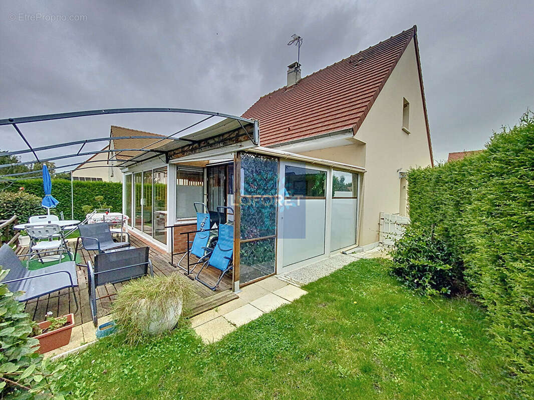 Maison à OUISTREHAM