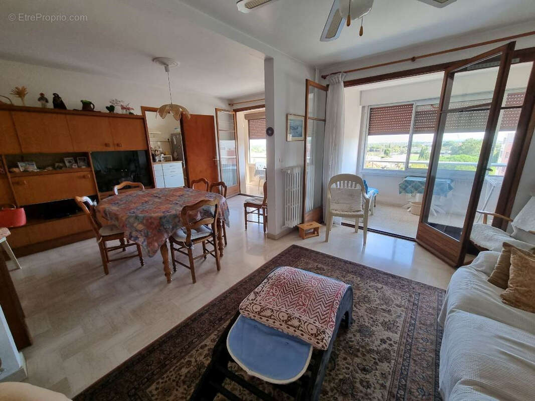 Appartement à HYERES