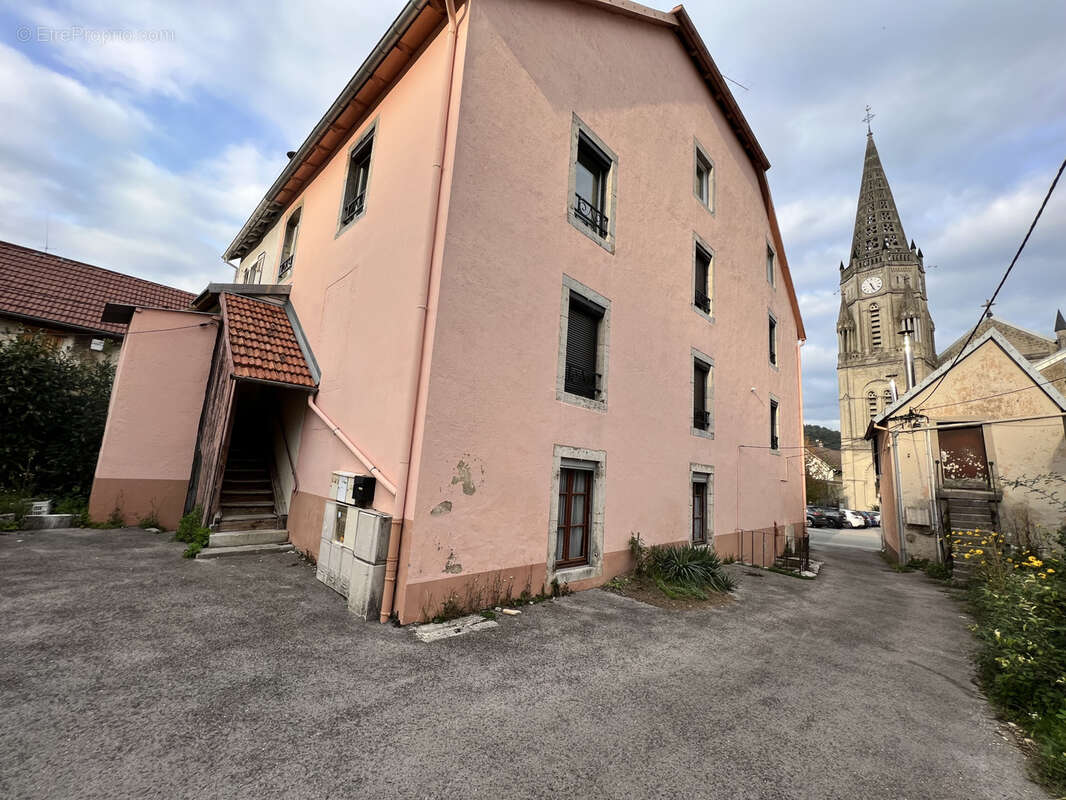 Autre à PONT-DE-ROIDE