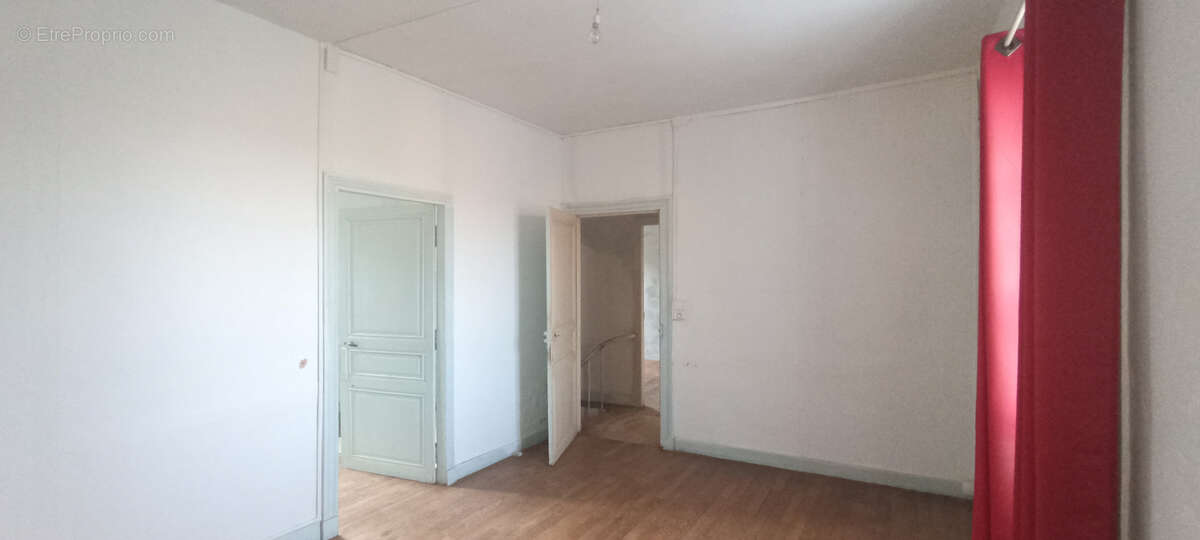 Maison à SAINTE-ORSE