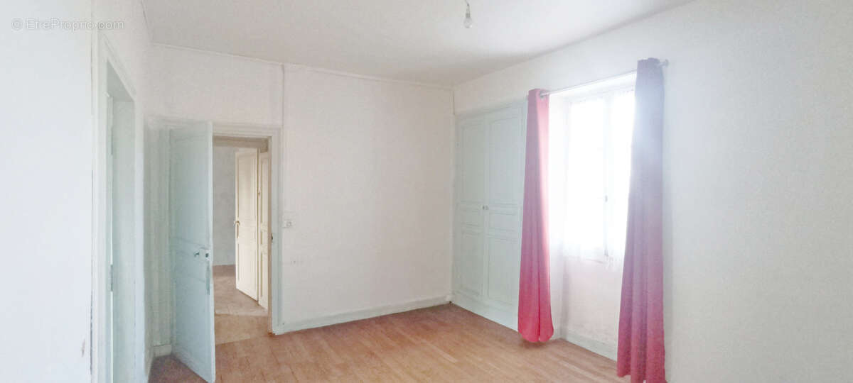 Maison à SAINTE-ORSE