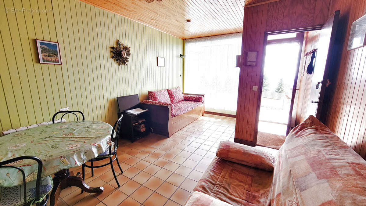 Appartement à SAINT-MICHEL-DE-CHAILLOL