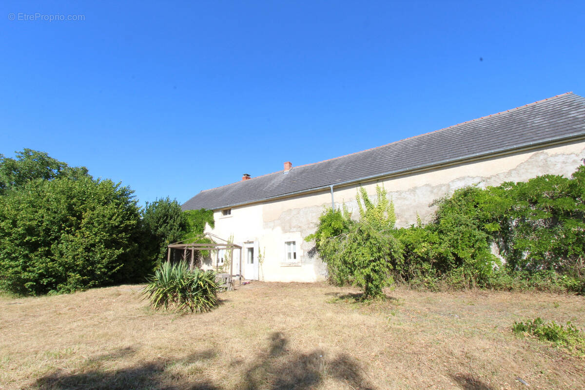 Maison à VARENNES-LES-NARCY