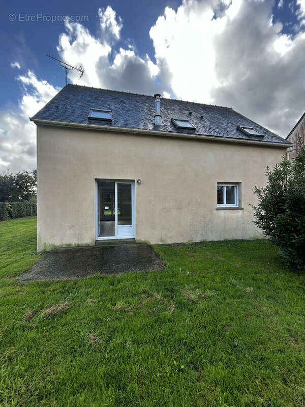 Maison à BAINS-SUR-OUST