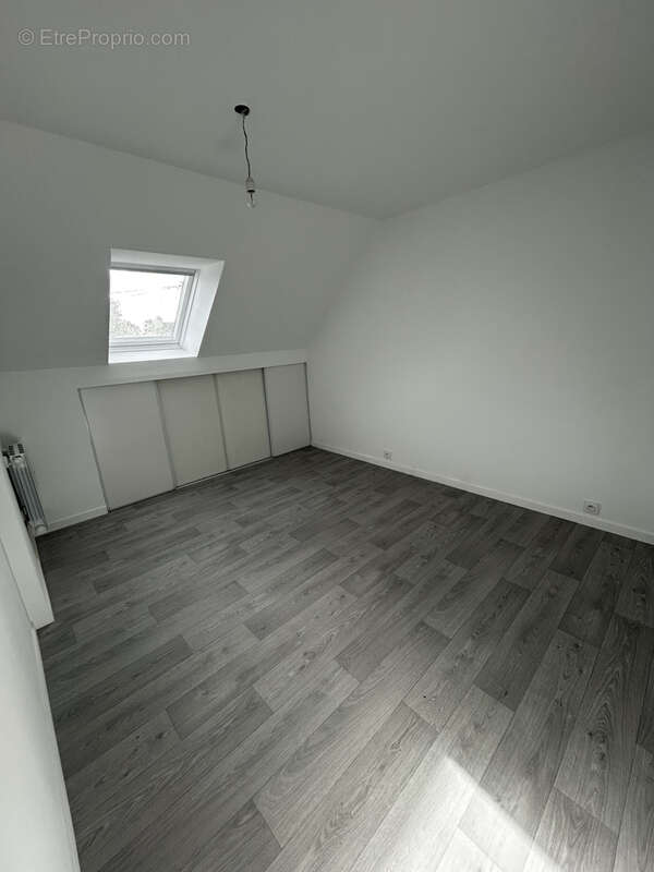 Maison à BAINS-SUR-OUST