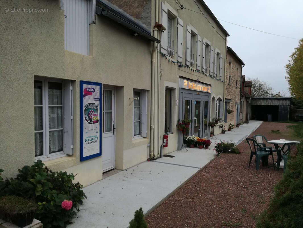 Maison à AUNAY-EN-BAZOIS