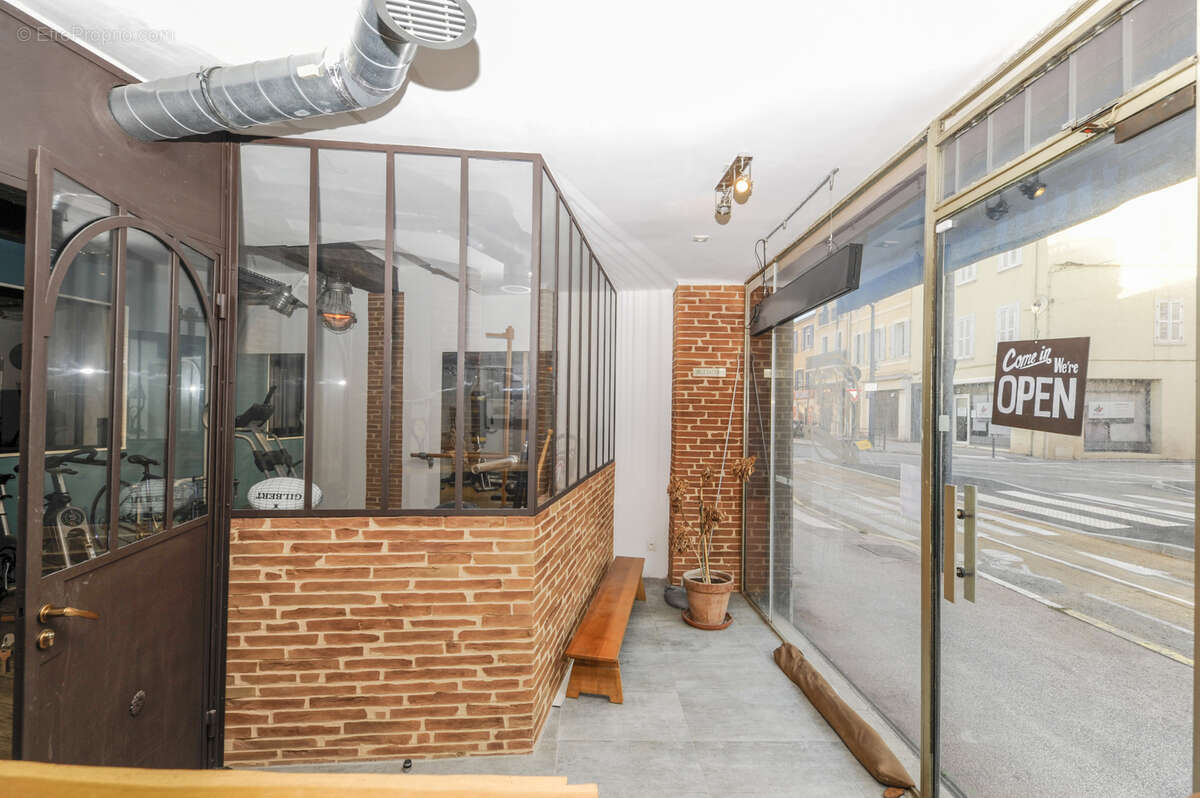 Commerce à LA SEYNE-SUR-MER