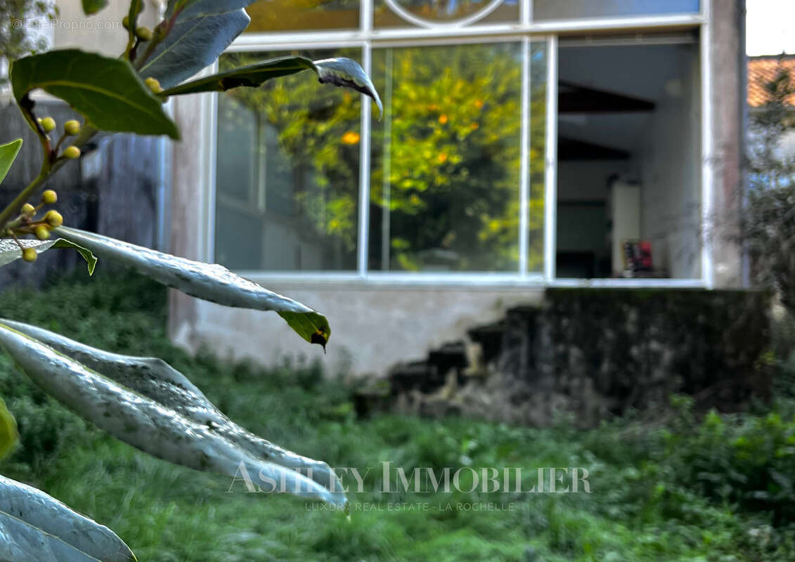 Maison à LE GUE-DE-VELLUIRE