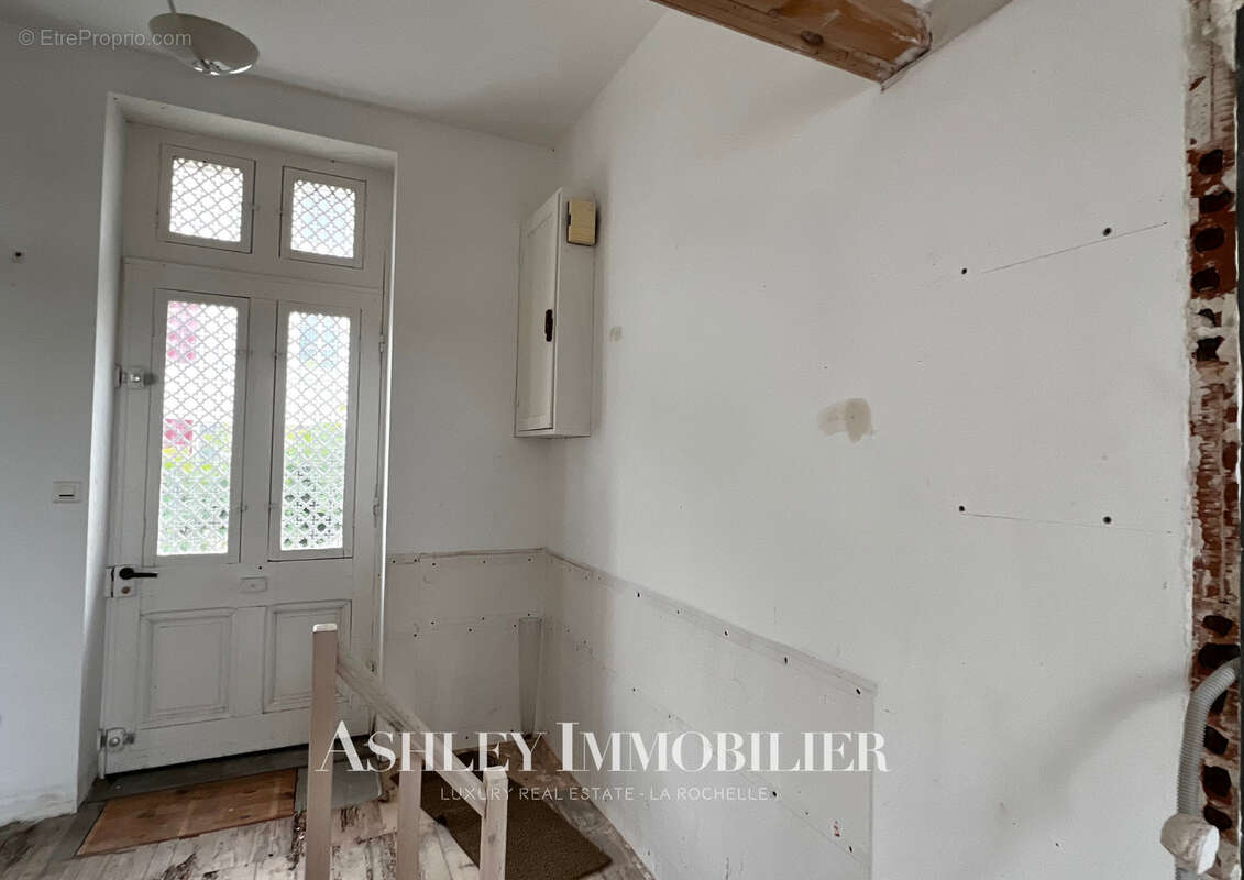 Maison à LE GUE-DE-VELLUIRE