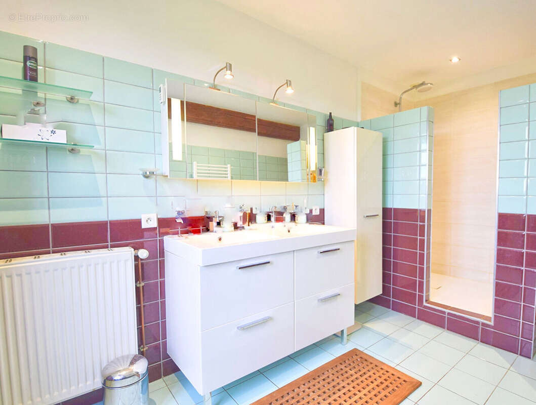 Maison à MARCILLY-D&#039;AZERGUES