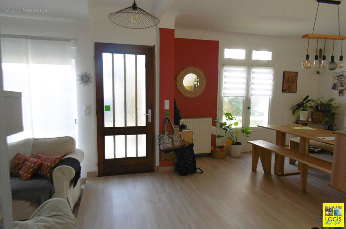 Maison à PEYREHORADE