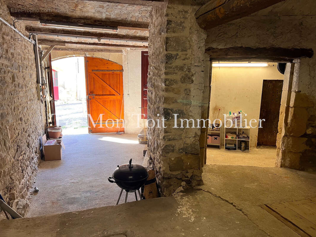 Maison à SAINT-CLEMENT