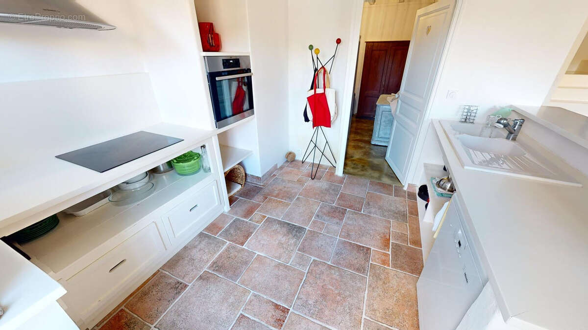 Maison à SAINT-CLEMENT-DES-BALEINES