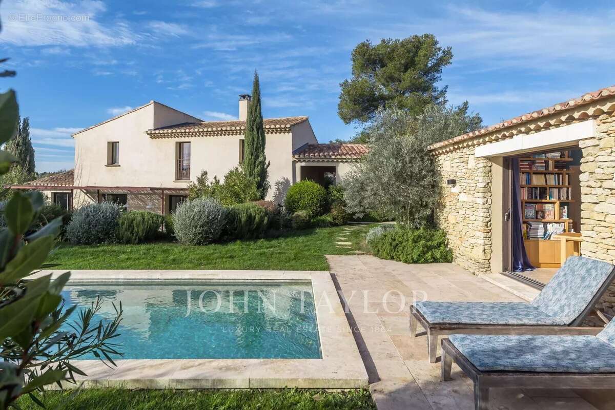 Maison à CABRIERES-D&#039;AVIGNON