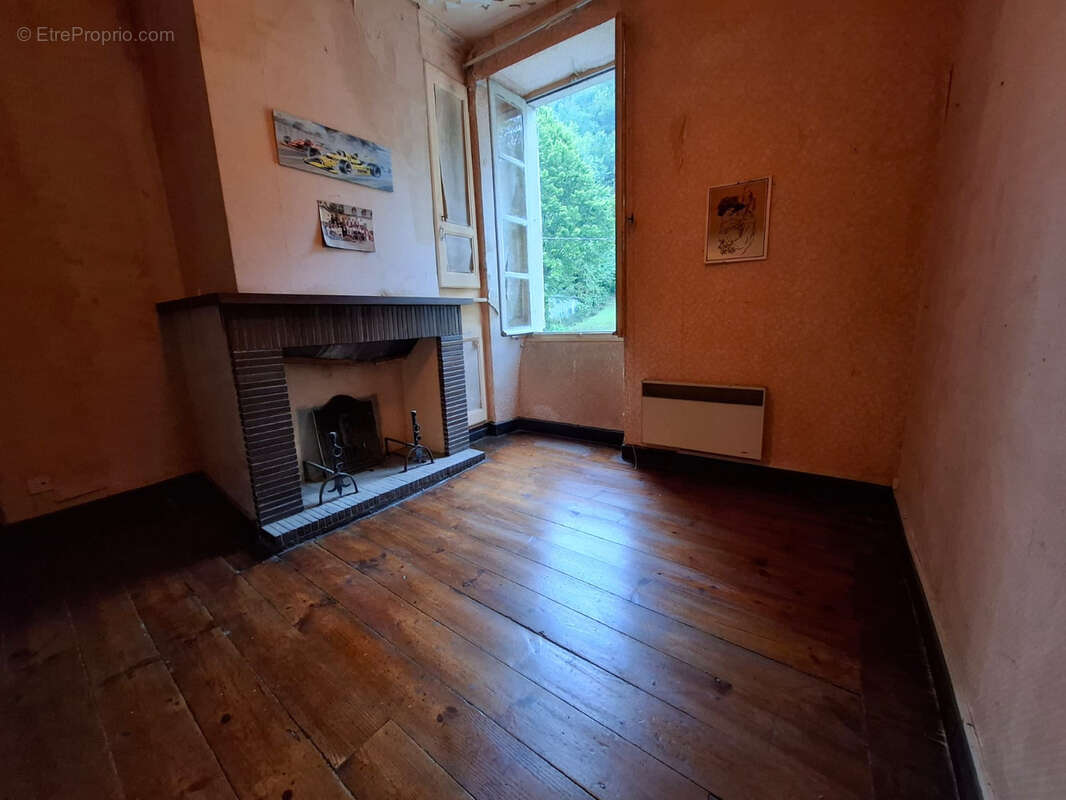 Appartement à TARDETS-SORHOLUS