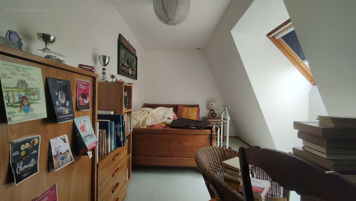 Maison à ONS-EN-BRAY