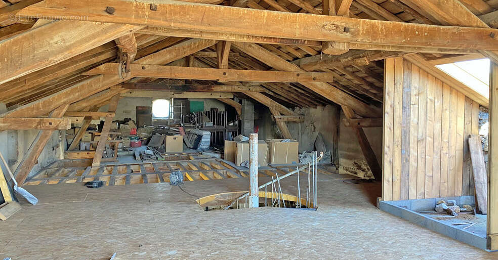 Commerce à CHATILLON