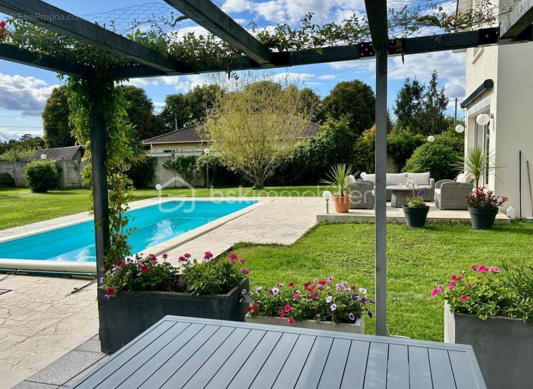 Maison à VILLEBLEVIN