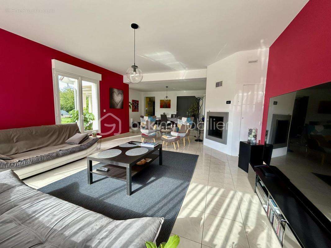 Maison à VILLEBLEVIN