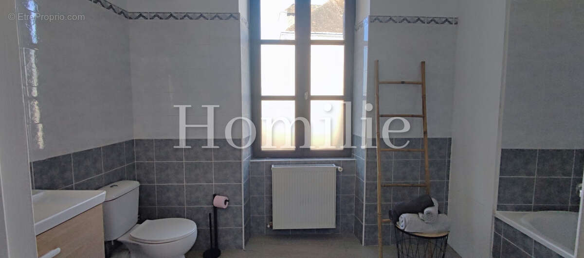 Appartement à MONTRICHARD