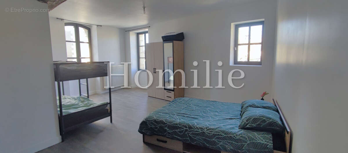 Appartement à MONTRICHARD