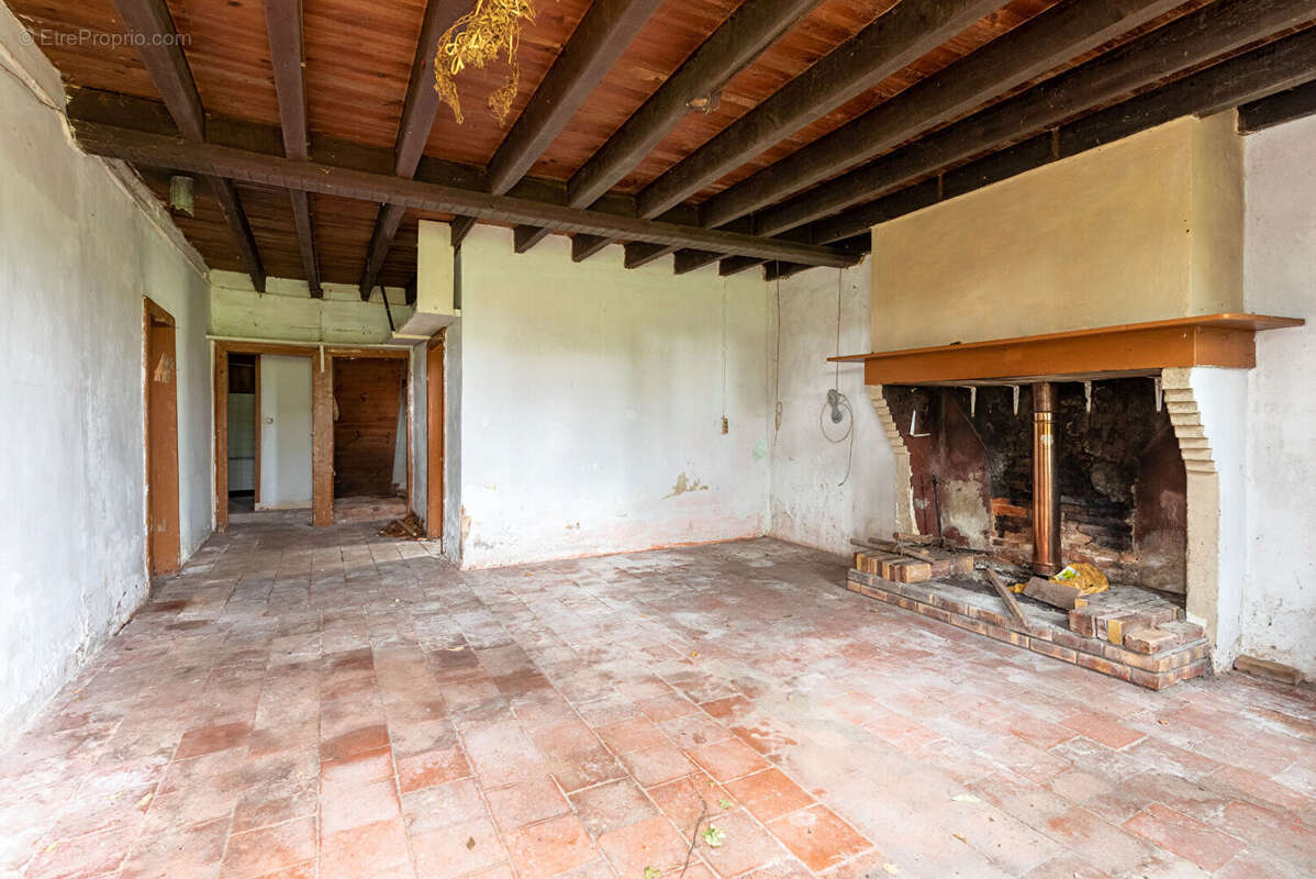 Maison à POUYDESSEAUX