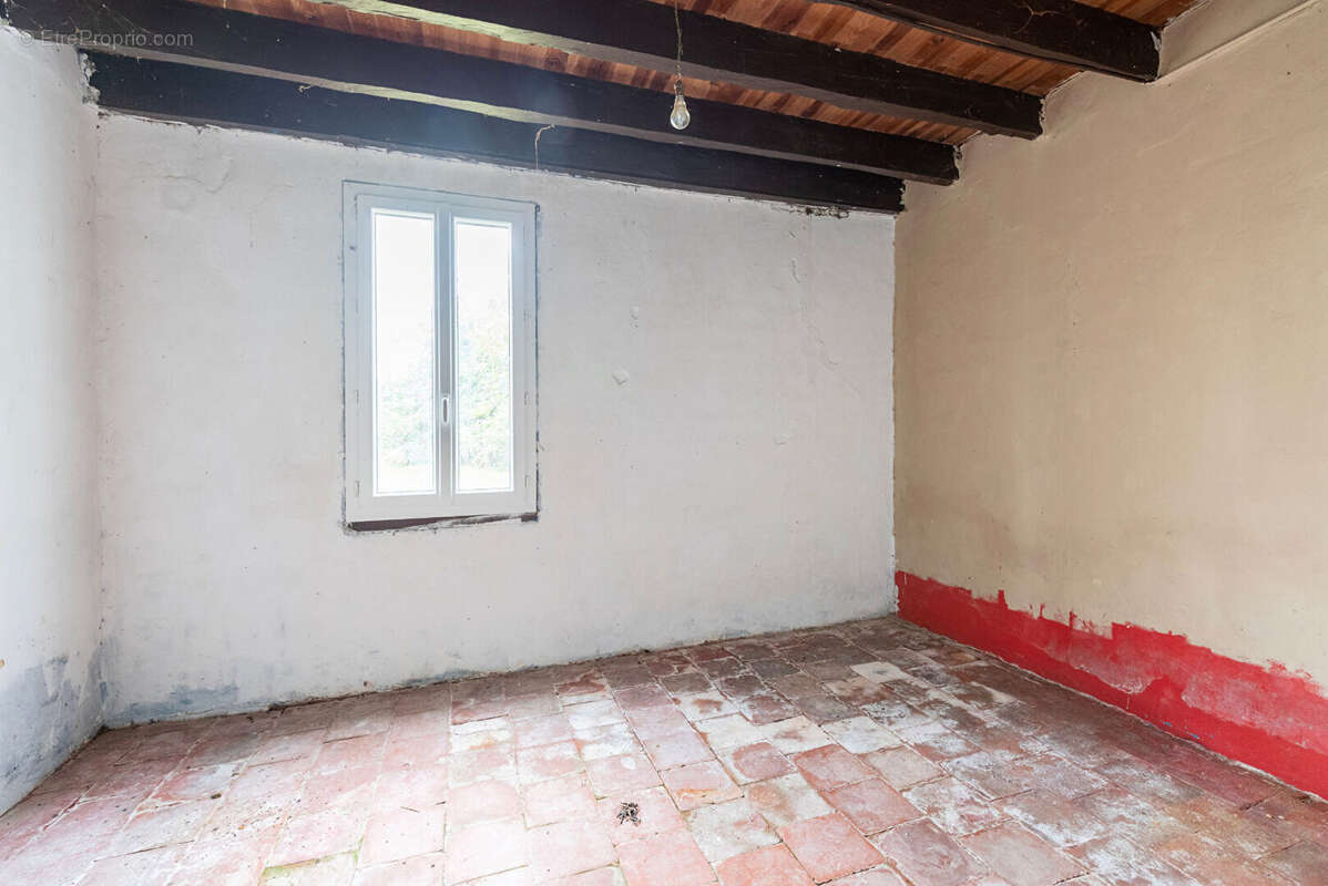 Maison à POUYDESSEAUX