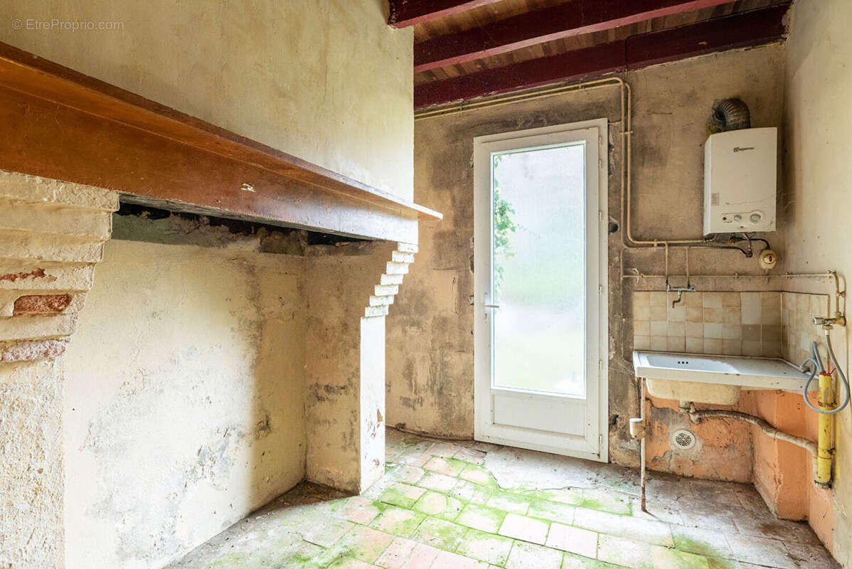 Maison à POUYDESSEAUX