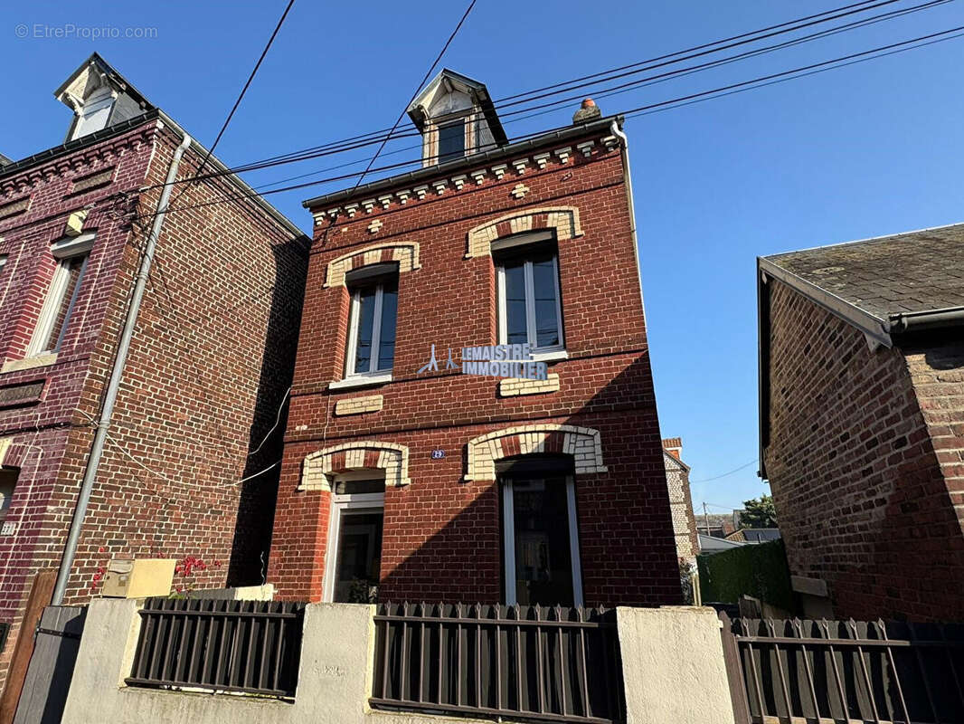 Maison à LE PETIT-QUEVILLY