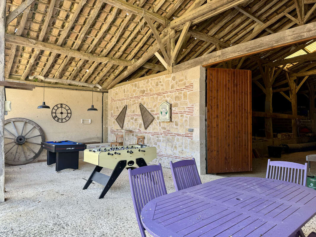 Maison à TOMBEBOEUF