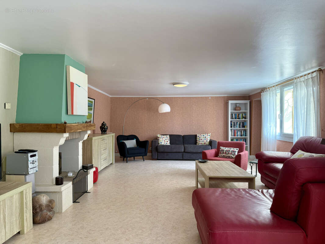 Maison à TOMBEBOEUF