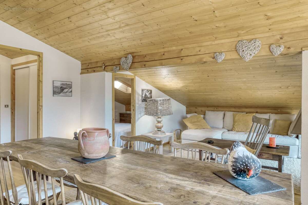 Appartement à DEMI-QUARTIER