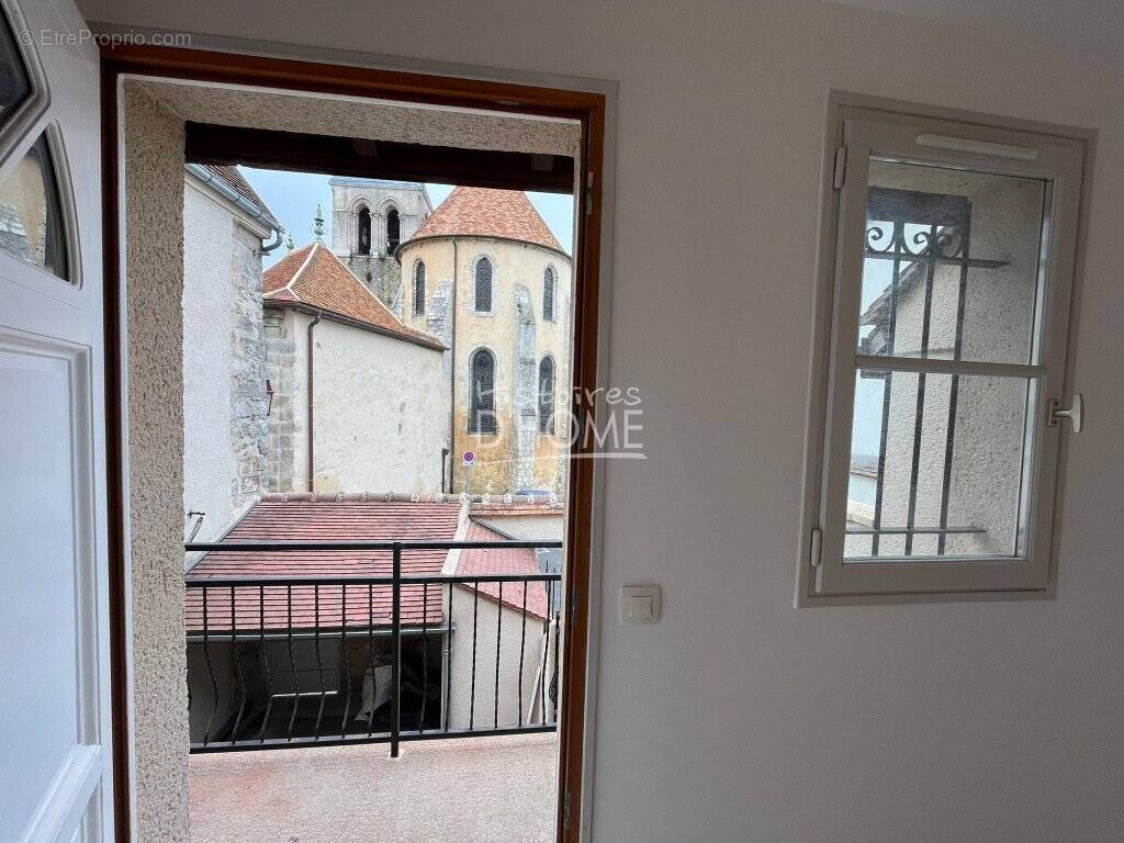 Appartement à ROZAY-EN-BRIE