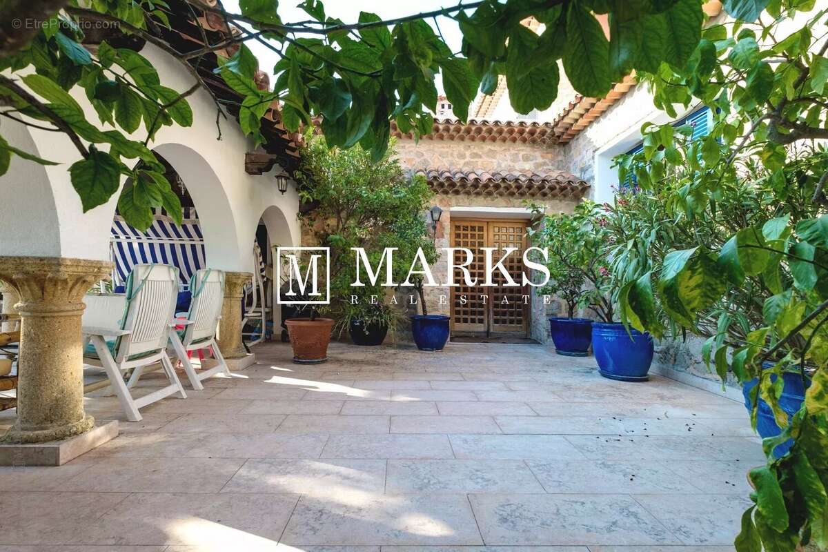 Maison à SAINT-JEAN-CAP-FERRAT