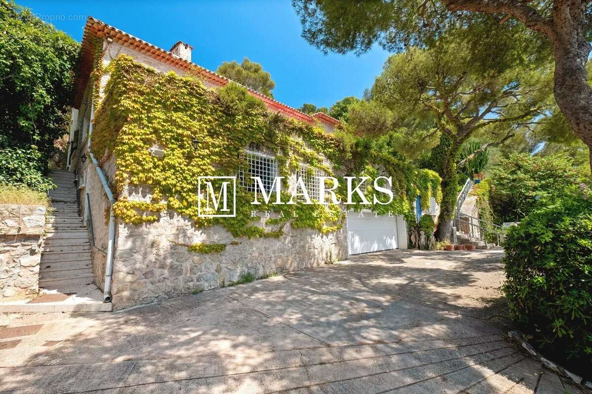 Maison à SAINT-JEAN-CAP-FERRAT